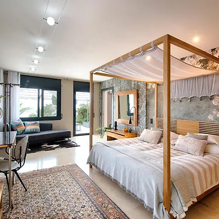 Bed and Breakfast Casa De L'albada Ρόζες