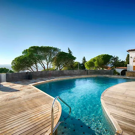 Bed & Breakfast Casa De L'albada 3*