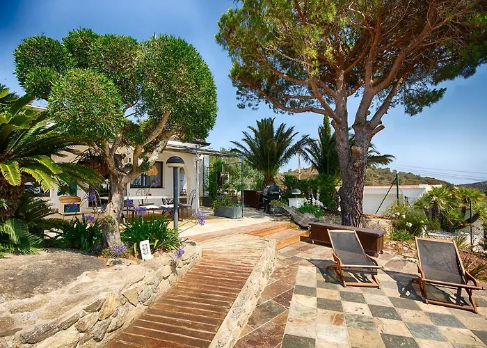 Casa De L'albada לינה וארוחת בוקר רוזס